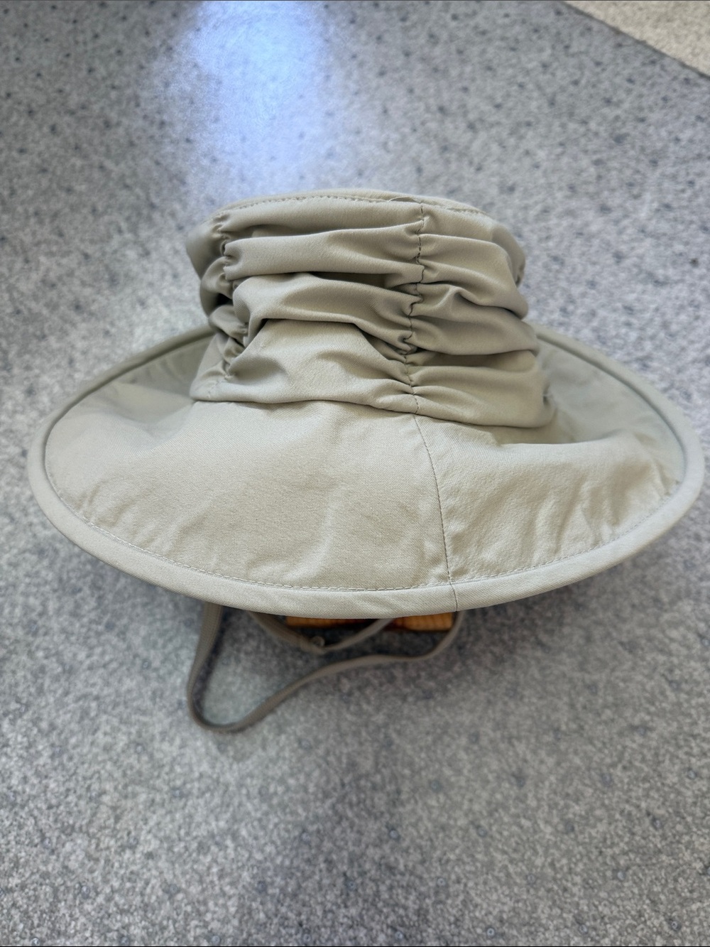 Ruched Wide Brim Sun Hat - Light Taupe